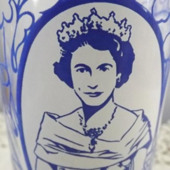 Vintage 1953 Queen Elizabeth & Prince Philip Glass - Picture 6 of 10